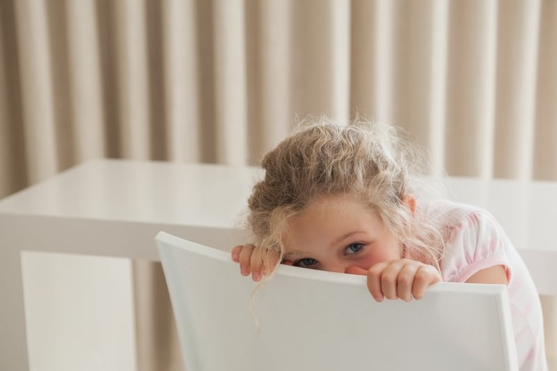 How to Connect with a Shy Child